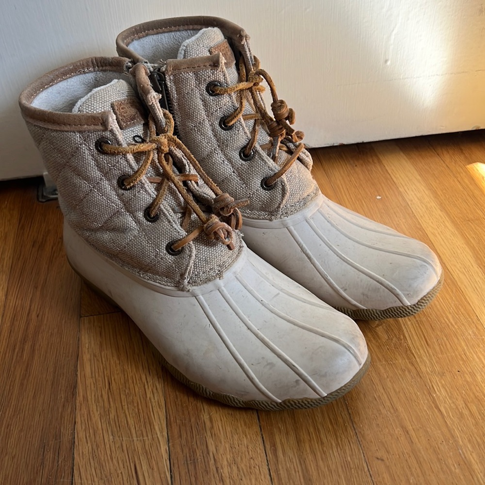 Sperry rain boots